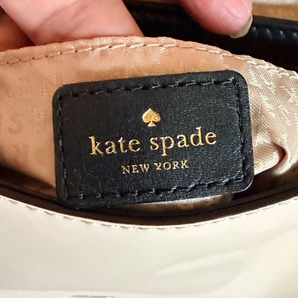 Kate Spade Chelsea Park Jade Crossbody Patent Leather Bow Preppy Mod Coquette